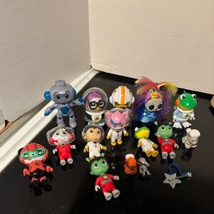 Lot of Ryan’s World Action Figures